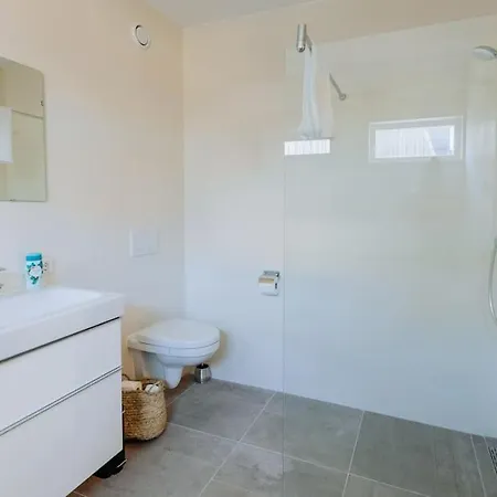 Brand New Bright & Luxurious In Amsterdam! וילה