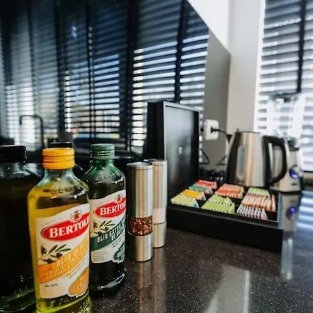 Brand New Bright & Luxurious In Amsterdam!