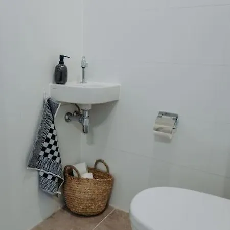 Brand New Bright & Luxurious In Amsterdam!