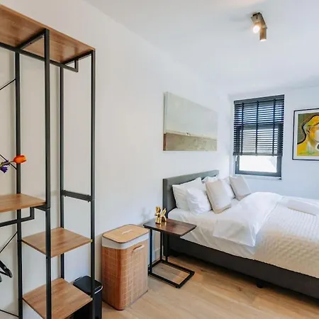 Brand New Bright & Luxurious In Amsterdam! *