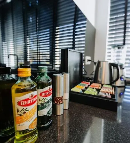 Brand New Bright & Luxurious In Amsterdam!