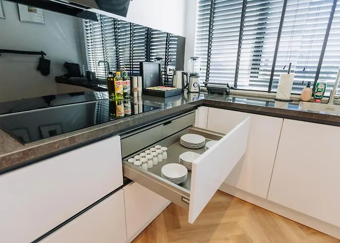 Brand New Bright & Luxurious In Amsterdam! * Amsterdam