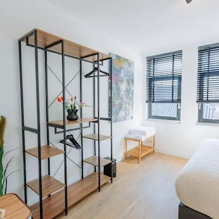 ヴィラ Brand New Bright & Luxurious In Amsterdam! アムステルダム