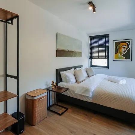 Brand New Bright & Luxurious In Amsterdam! ヴィラ *