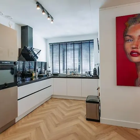 Brand New Bright & Luxurious In Amsterdam! Villa