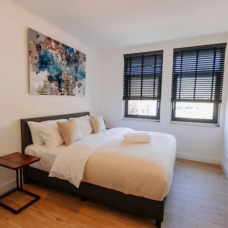 Villa Brand New Bright & Luxurious In Amsterdam! Amszterdam