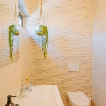 Brand New Bright & Luxurious In Amsterdam! Amszterdam