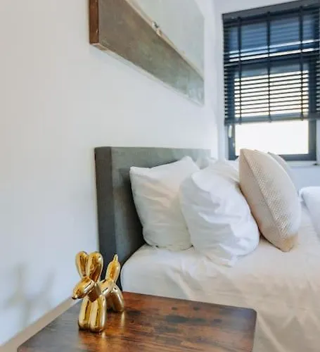 Brand New Bright & Luxurious In Amsterdam! * Amsterdam