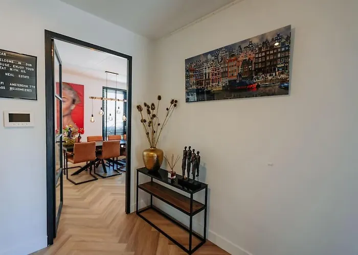 Brand New Bright & Luxurious In Amsterdam! *